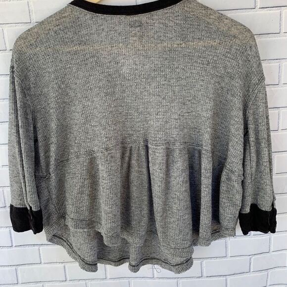 Free People We The Free Cropped Henley Siz… - Picture 2 of 3